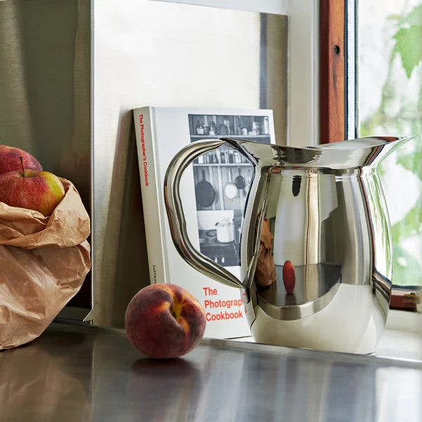 Indische Stahlkaraffe von HAY