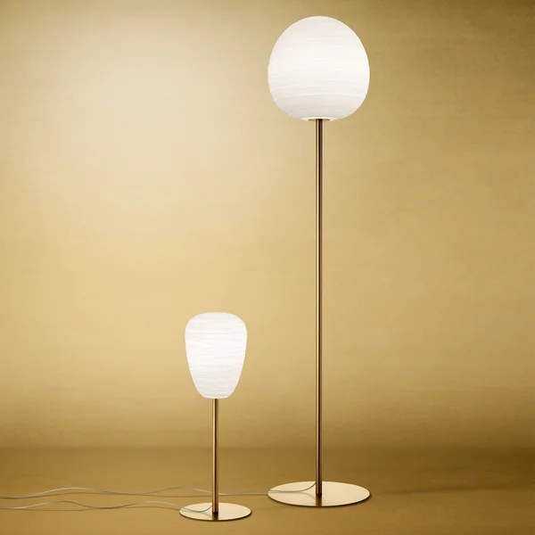 Die Rituals Stehleuchten, weiß / gold von Foscarini in ihren verschiedenen Ausführungen
