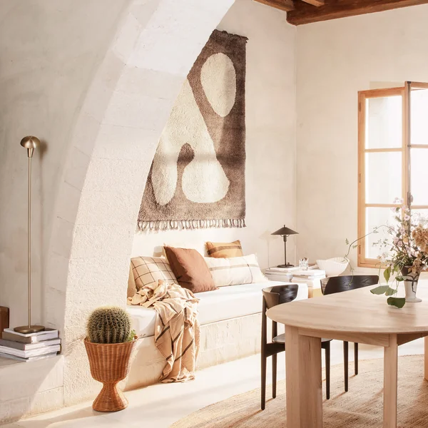 Abstract Teppich, braun / off-white von Ferm Living