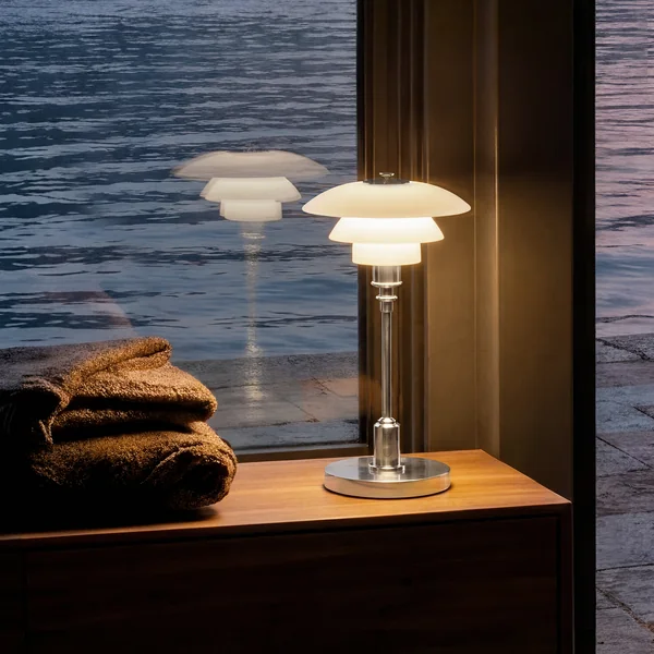 Louis Poulsen - PH 1/1 Portable Akku LED-Tischleuchte, Hochglanzverchromt