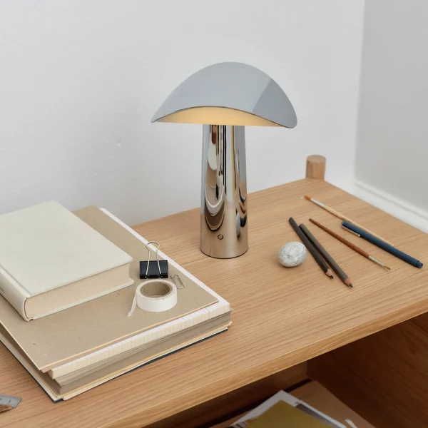 Gejst - LIUM portable Tischleuchte Burgundy
